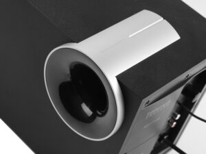 BOXE EDIFIER 2.1, RMS: 28W (2 x 8W, 1 x 12W), telecomanda pe fir, Iesire casti; black; raport semnal-zgomot: #85dBA; frecventa raspuns – sateliti: 140Hz – 20kHz, subwoofer: 20Hz – 130kHz, black, „M1380”- 392148 (timbru verde 11.00 lei)